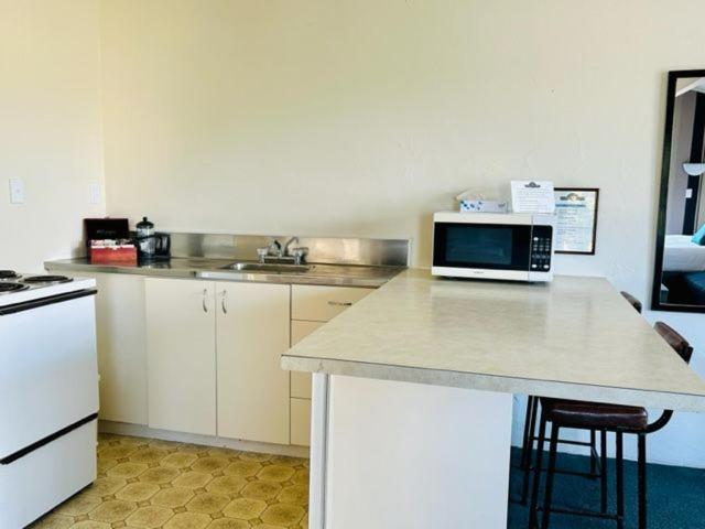 Parkside Motel And Apartments 뉴플리머스 외부 사진